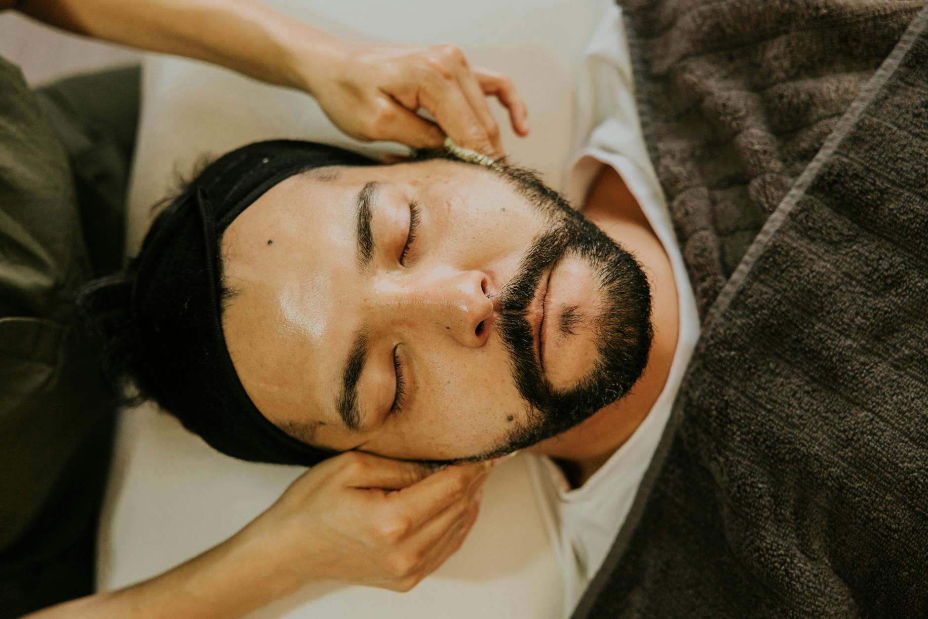 Men’s Facial in Salt Lake City: Why More Utah Men Are Getting Professional Skincare